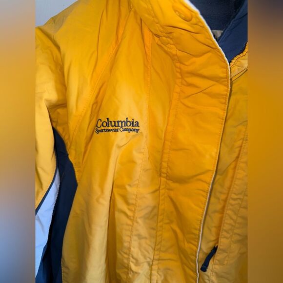 Columbia Women’s Yellow Double Lined 2 Coats in 1, Warm Snow Ski Jacket, Large - Picture 3 of 14
